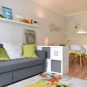 brina-stylish-apartment-in-portimo.hotelaalgarve.com/